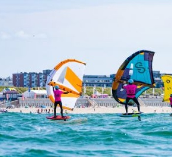 Slalom Action bei den California Wingfoil Masters Sylt